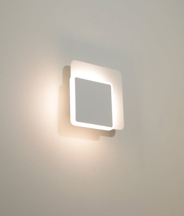 CLA LIMA City Series LED Tri-CCT Interior Rotatable Dimmable Wall Light