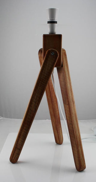 Toongabbie TLWD405 Tripod Wooden Table Lamp