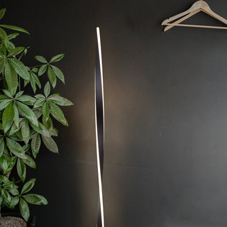 Lexi Enhalus LED Floor Lamp