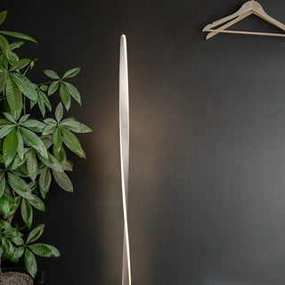 Lexi Enhalus LED Floor Lamp